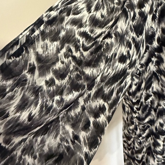 Rebecca Malone Animal Print 3/4 Sleeve Blouse - Picture 7 of 8